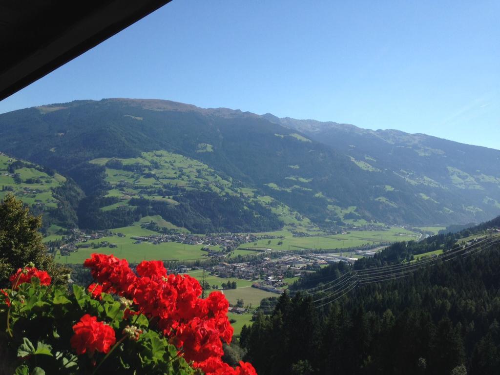 Gastehaus Rieser Hotel Ried im Zillertal Exterior foto